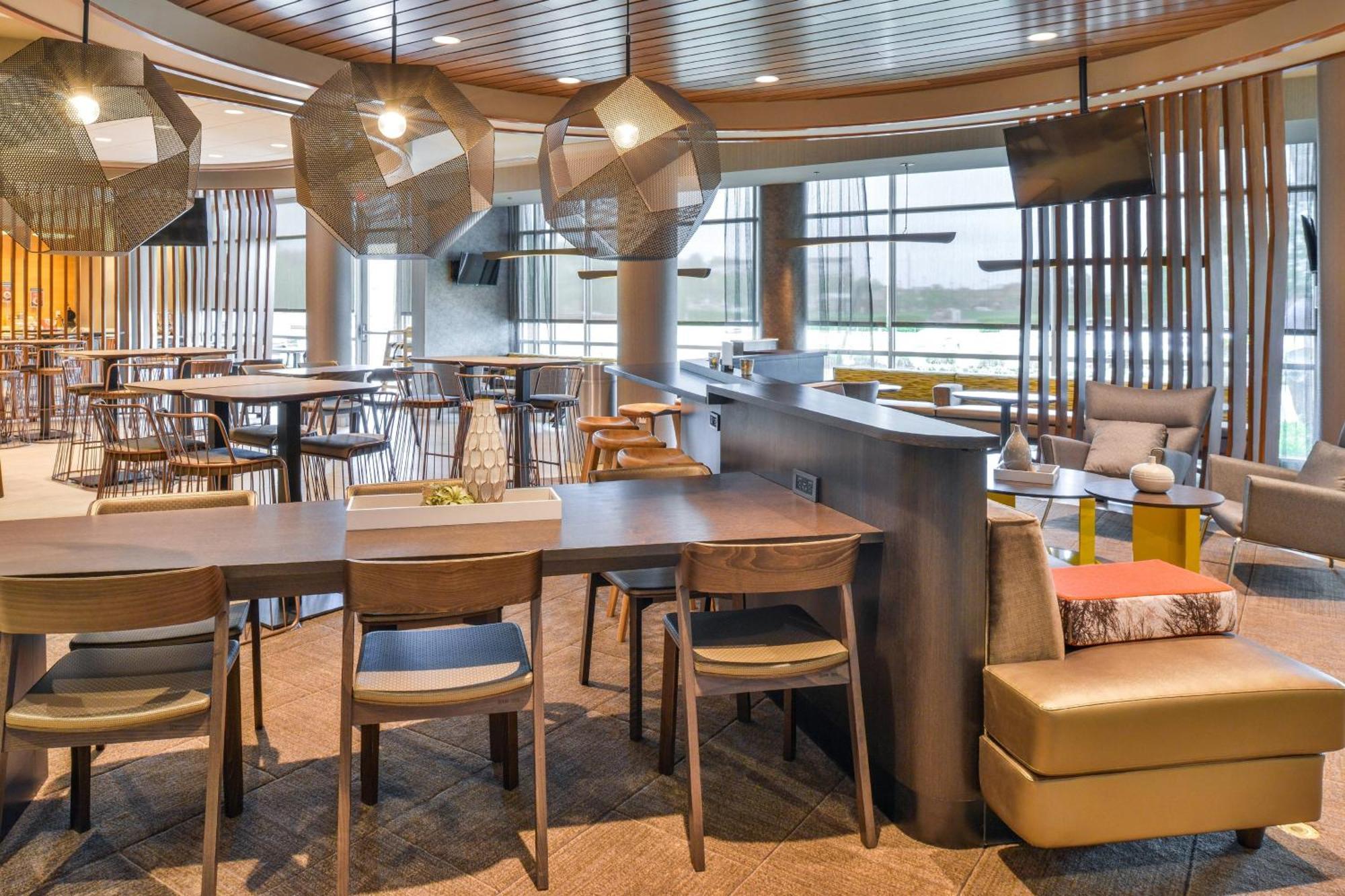 Springhill Dulles North 3*