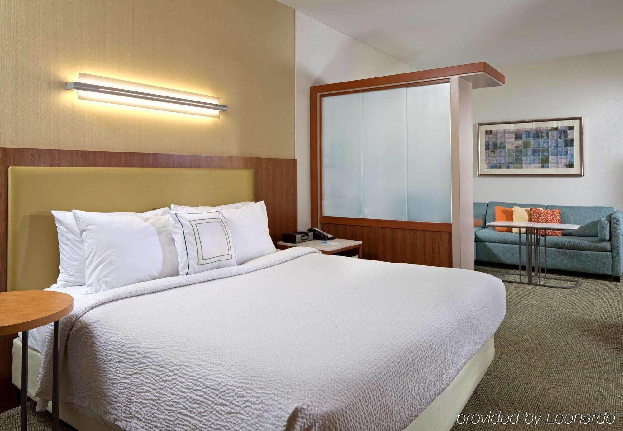 Hotel Springhill Dulles North 3*
